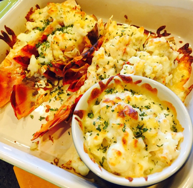 芝士蒜蓉烤龙虾