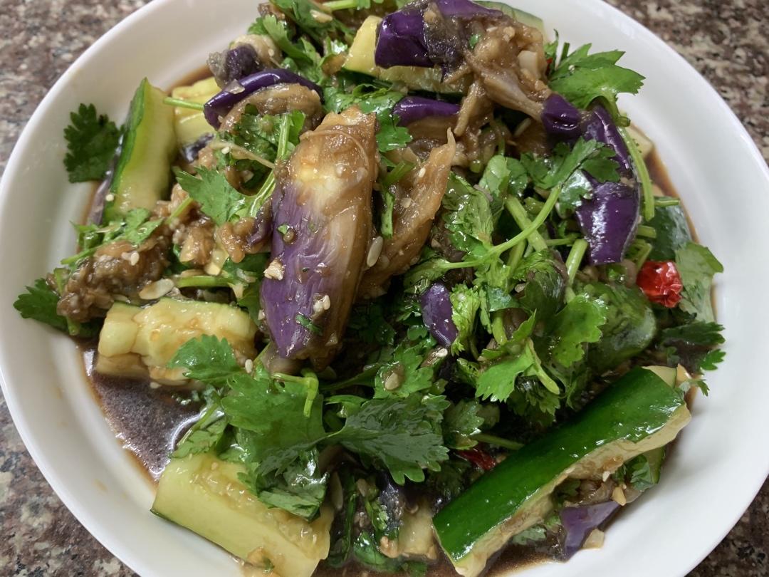 夏天必备可口菜-凉拌茄子🍆