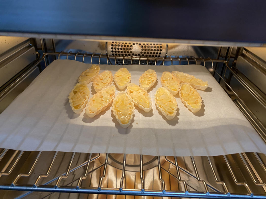 视频🚢一次搞定3种口味｜焦糖坚果糯米船｜不测温，不冷冻｜低糖｜简单｜0难度