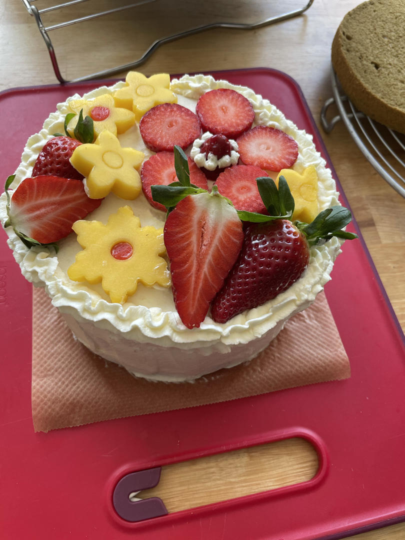 【全网最全合集】搬运🍓漂亮的草莓蛋糕~草莓季装饰灵感图