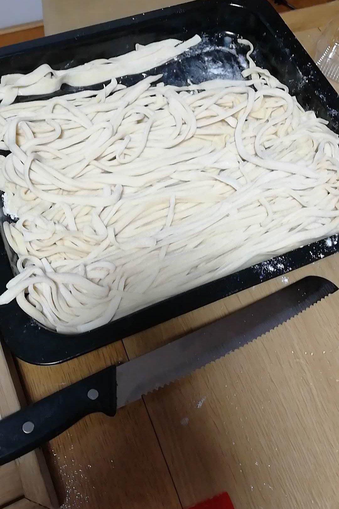 手工面条之鸡蛋面条