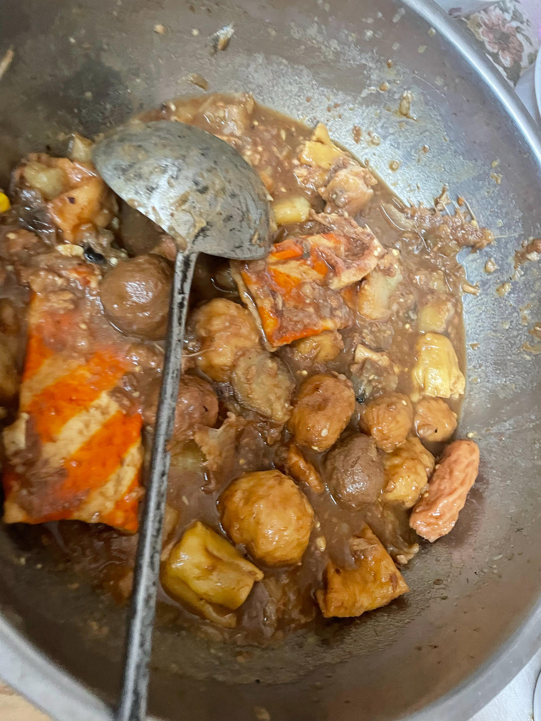 好吃的家常炖鱼，万能炖鱼料，今天三道鳞炖粉条