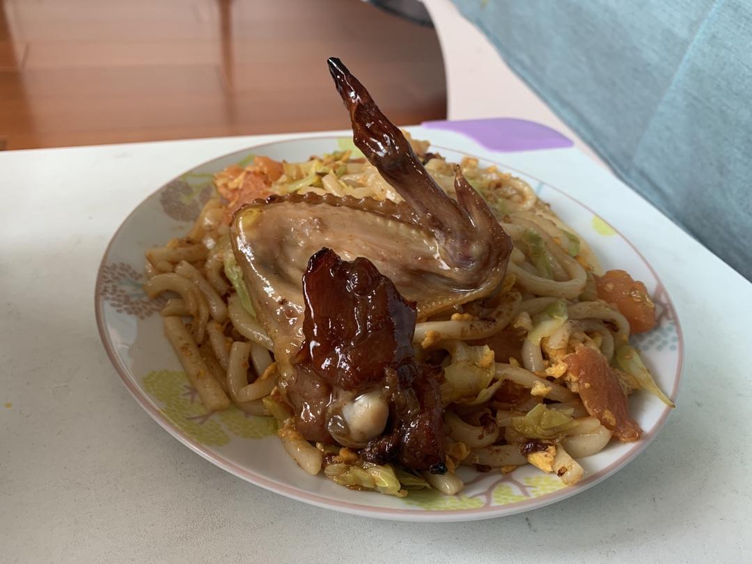 好吃哭的「鸡蛋炒乌冬面」
