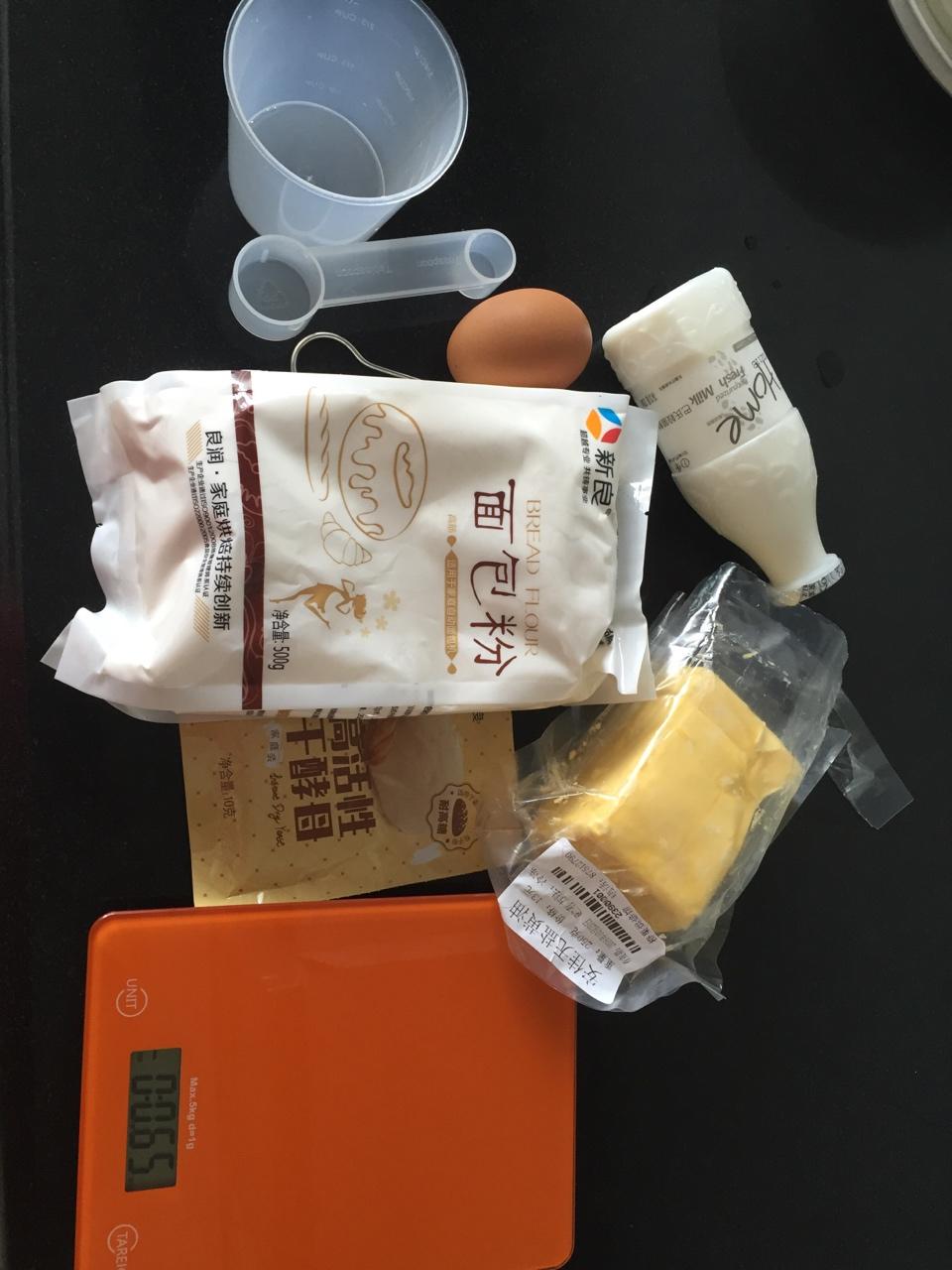 纯奶手撕吐司的做法 步骤1