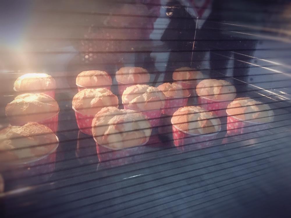 原味戚风纸杯蛋糕（烤箱做纸杯蛋糕）