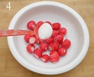 糖醋樱桃萝卜的做法 步骤4