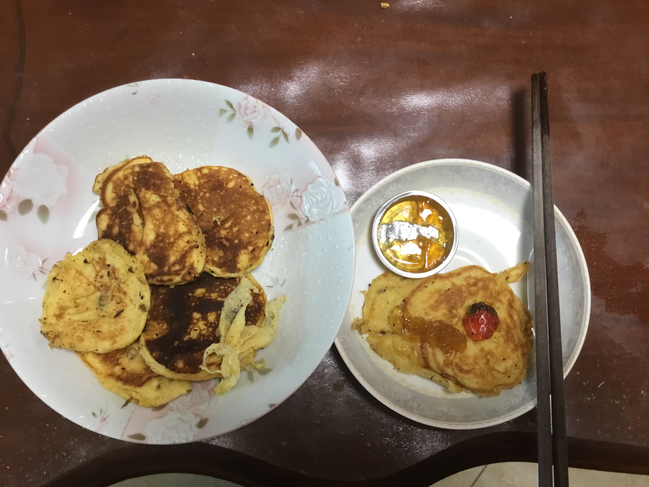 蜂蜜水果松饼+粉红松饼pancake