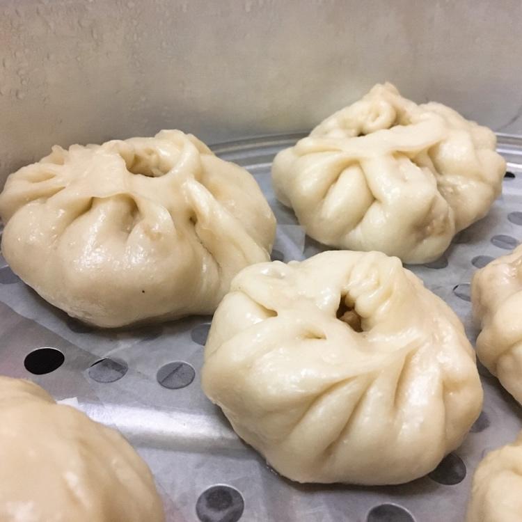 堂妈教你山菜鲜肉大包子
