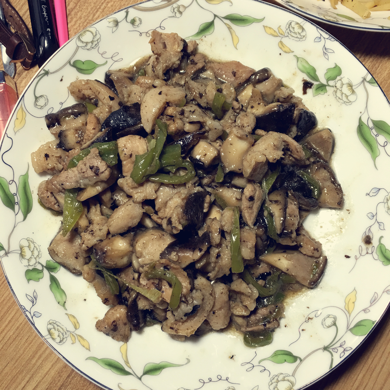 香菇炒肉，超级下饭哦