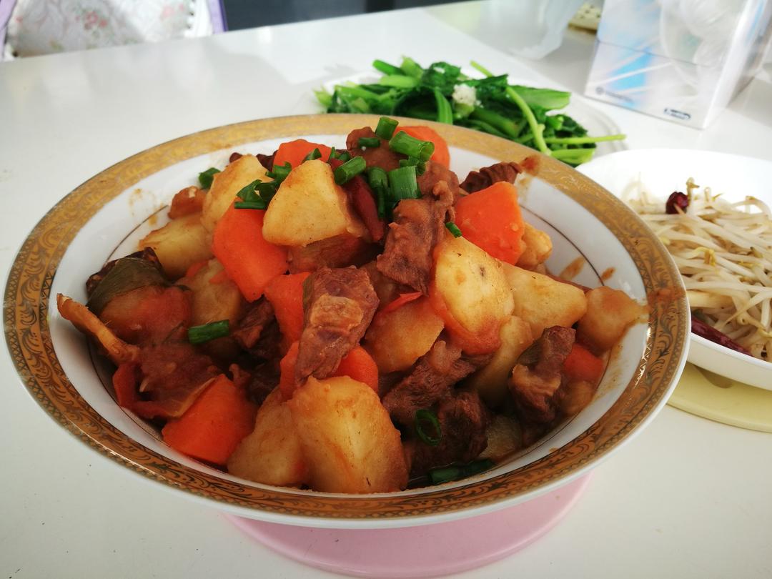 土豆炖牛肉