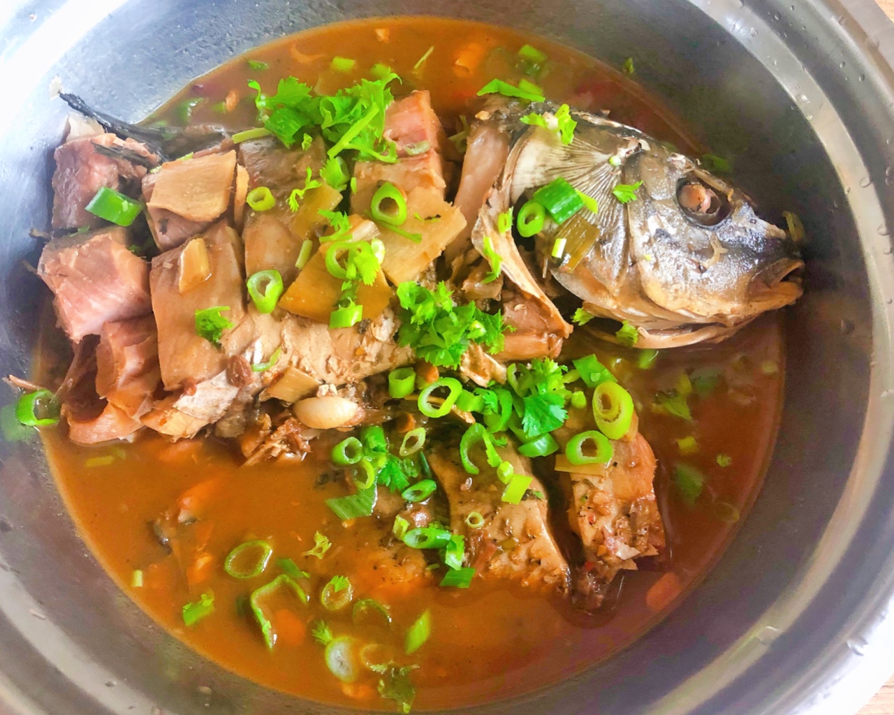 好吃的铁锅炖鱼