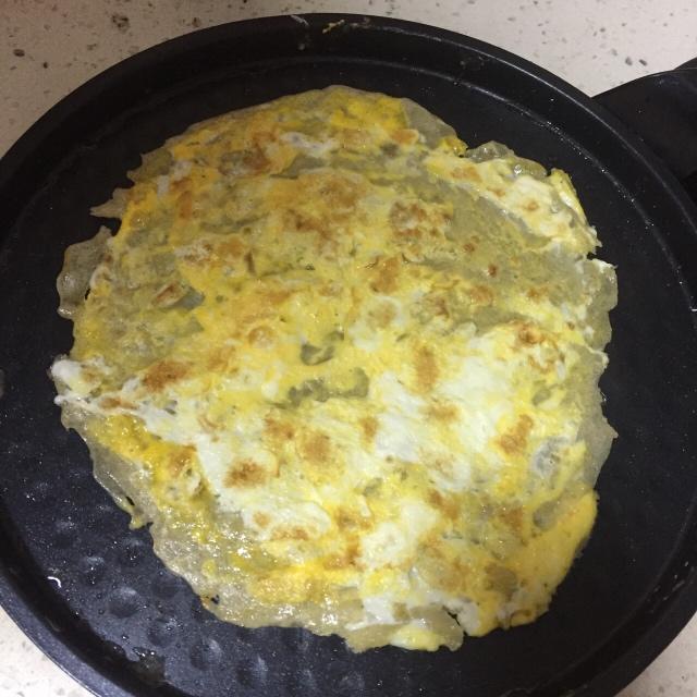 煎饼果子（超详细步骤 甜面酱都是自制的）
