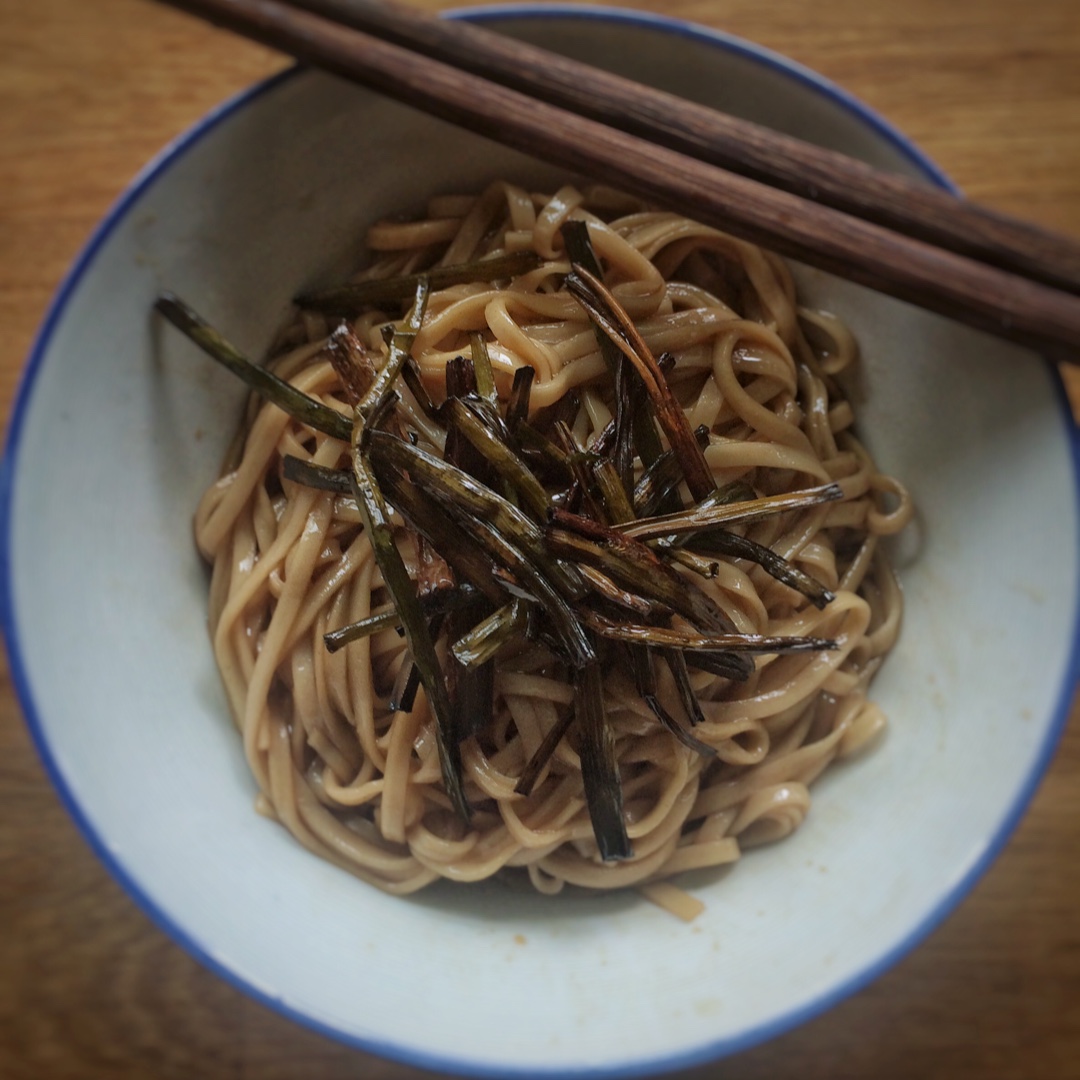 葱油拌面Spring Onion Noodles