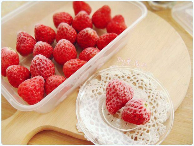 【速冻草莓&蓝莓】保存到夏天的冷藏方法