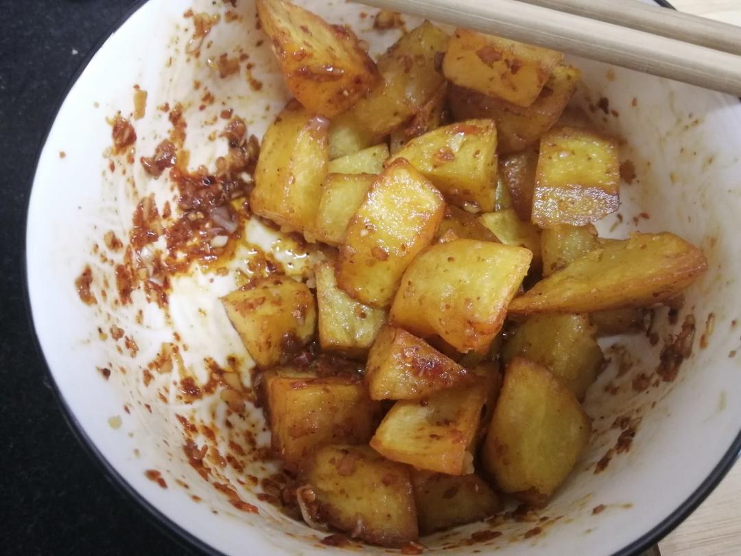 炸土豆（比外面卖的还好吃哟）