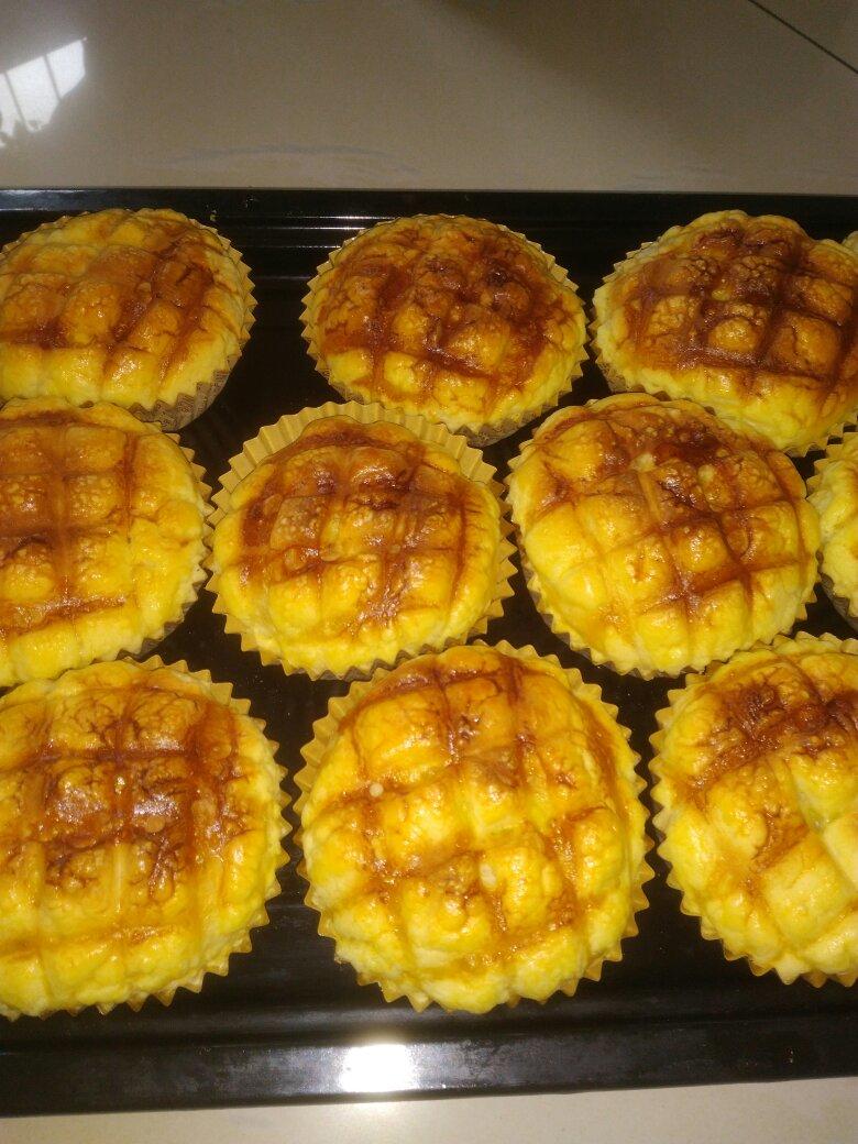 菠萝包