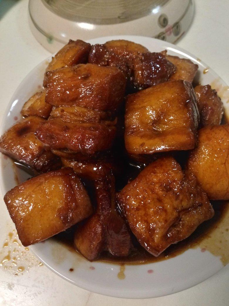 如何炖出不腻的东坡肉--酒店做法及家庭做法