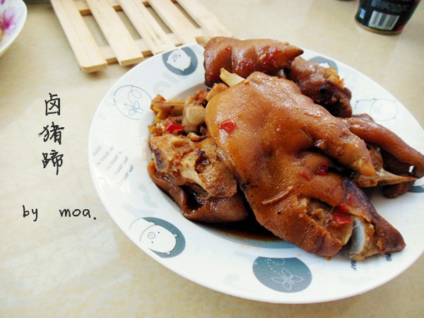 红卤猪蹄