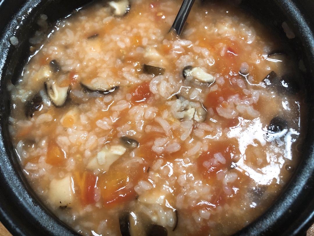 咸粥-西红柿螺丝椒香菇粥