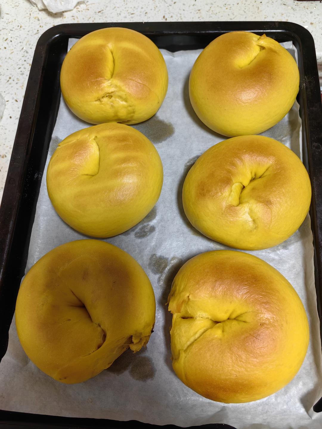 椰香南瓜乳酪贝果🎃属于秋天的暖色贝果