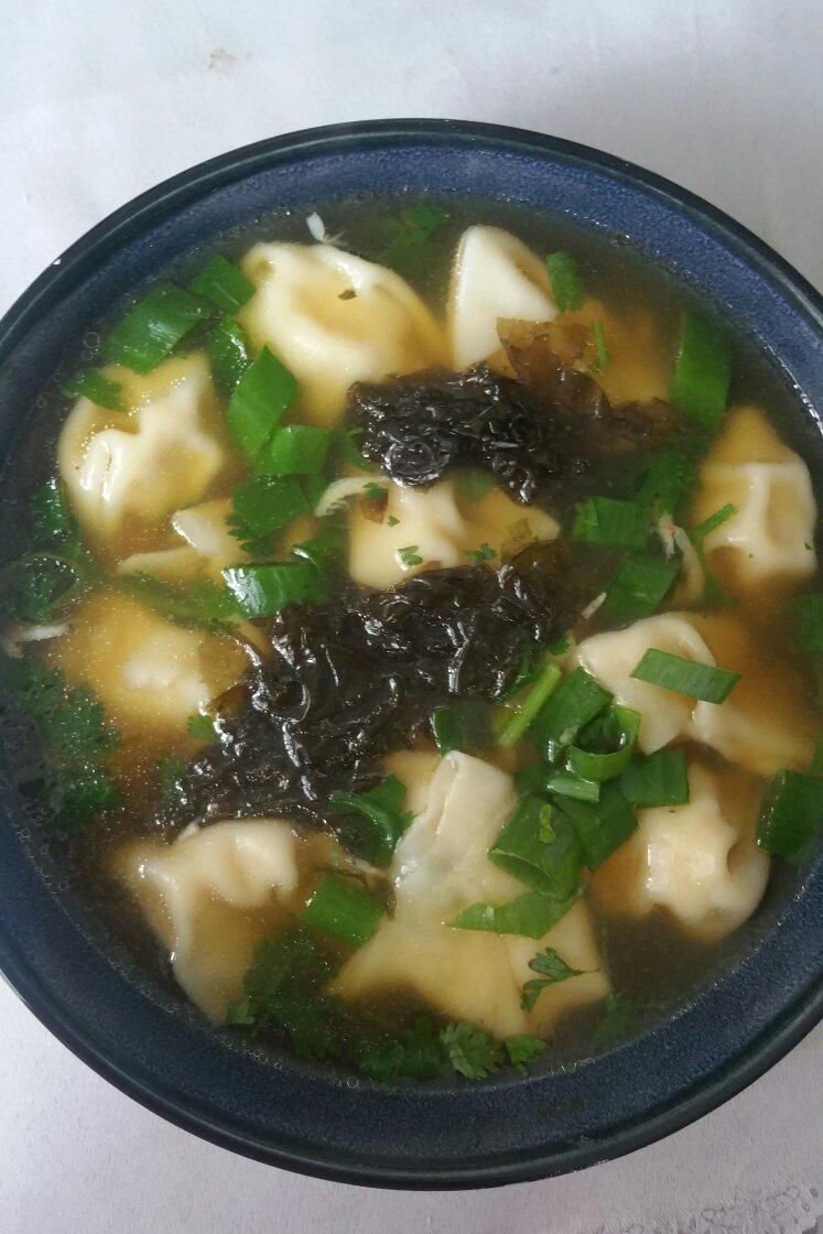 甜玉米鸡肉馄饨