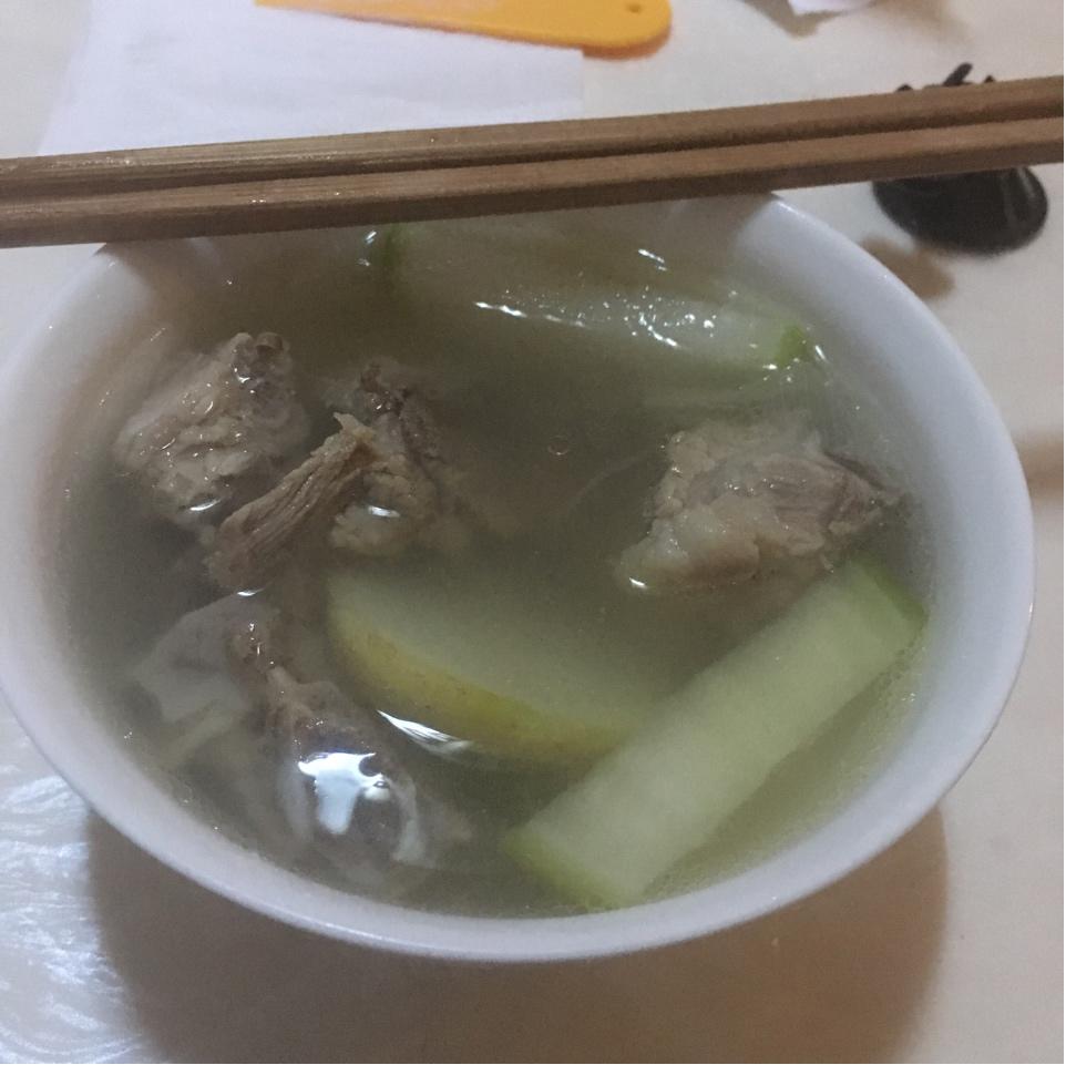 萝卜排骨汤