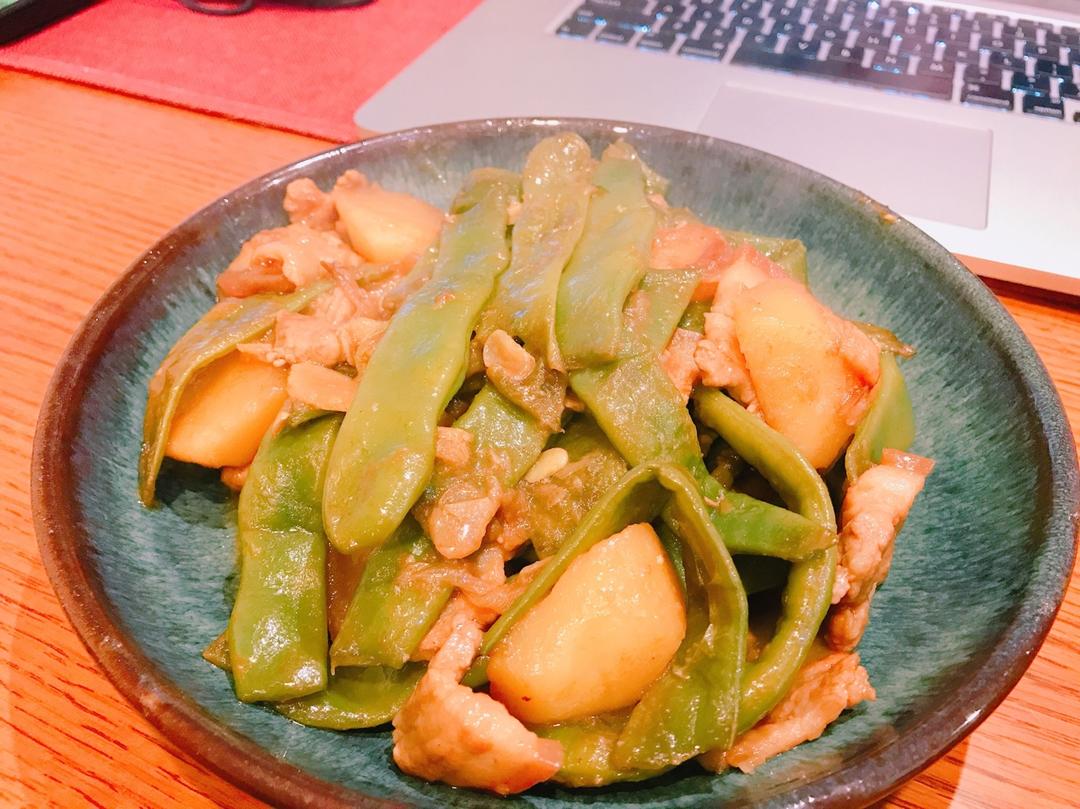五花肉炖芸豆土豆 Pork Belly with B&P
