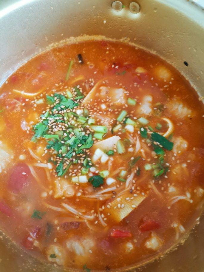 番茄鱼巴沙鱼（也可以用番茄龙利鱼），番茄酱汁超浓郁，营养又下饭！