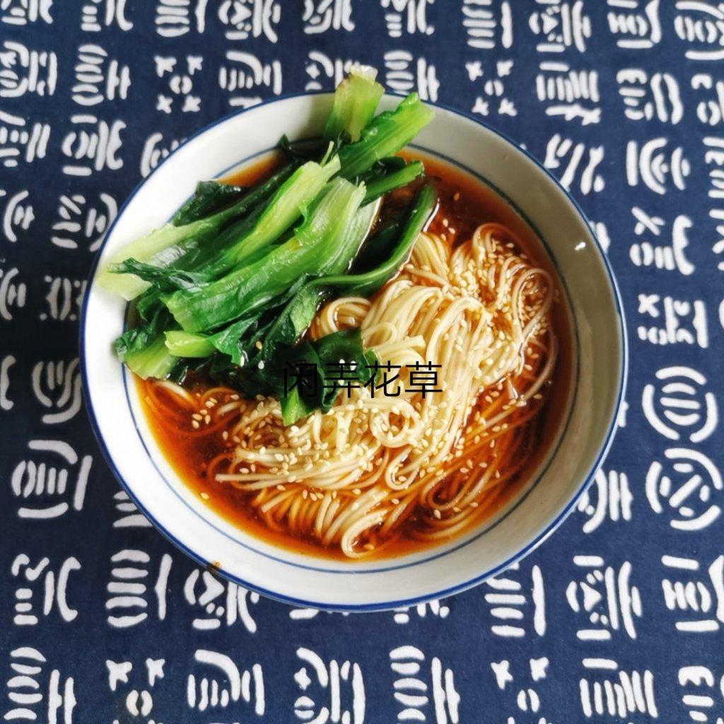 酸汤素面