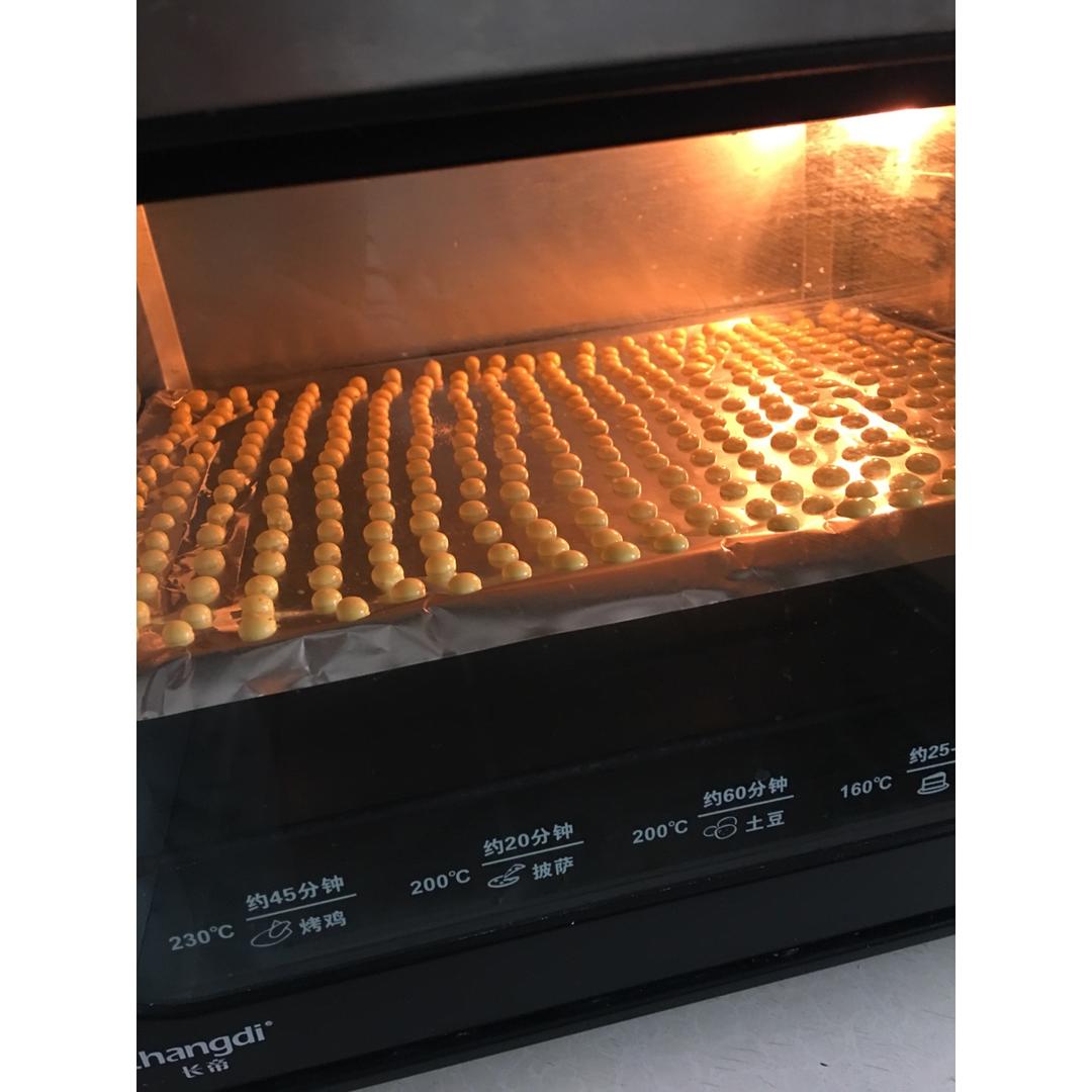 入口即化的无添加蛋黄溶豆