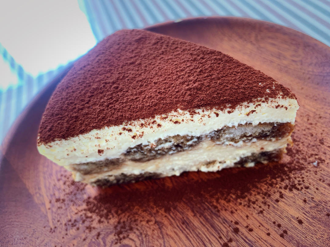 在欧洲学会的经典版提拉米苏