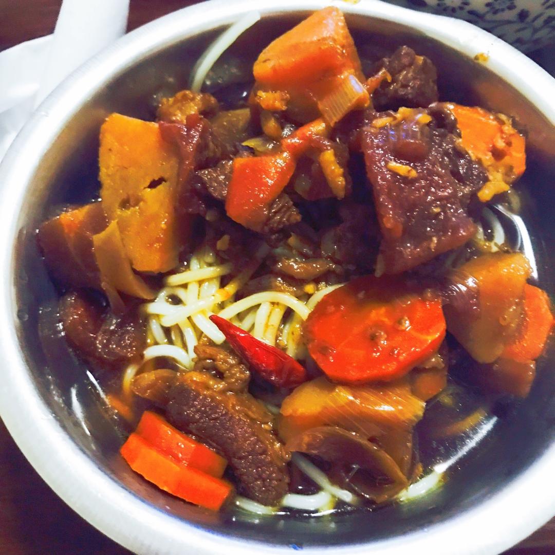 一个话唠包教包会的香浓红烩牛腩