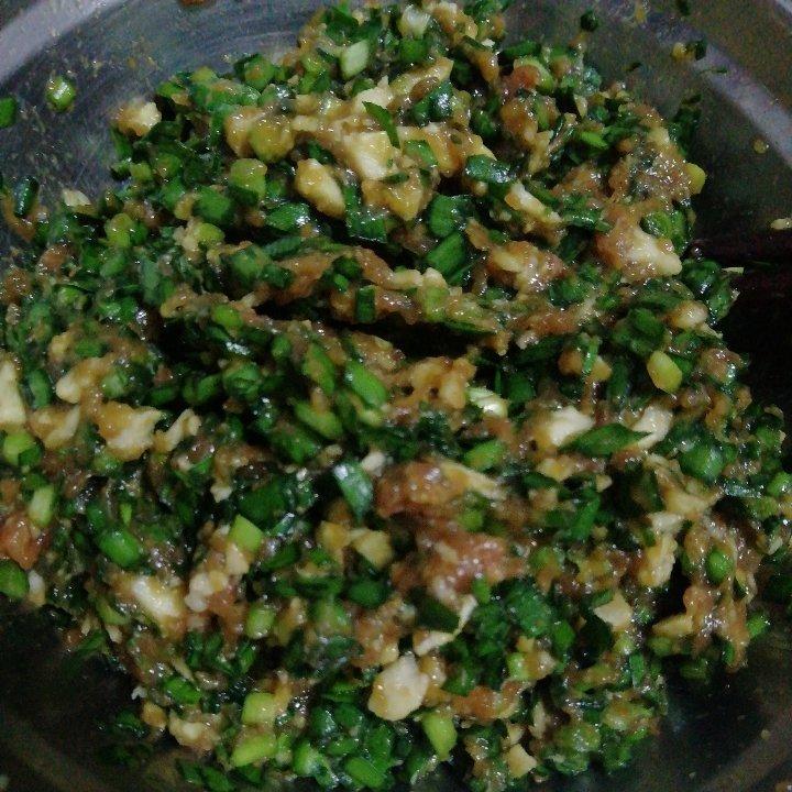 韭菜猪肉饺子(最简单最好吃又最多汁的饺子)