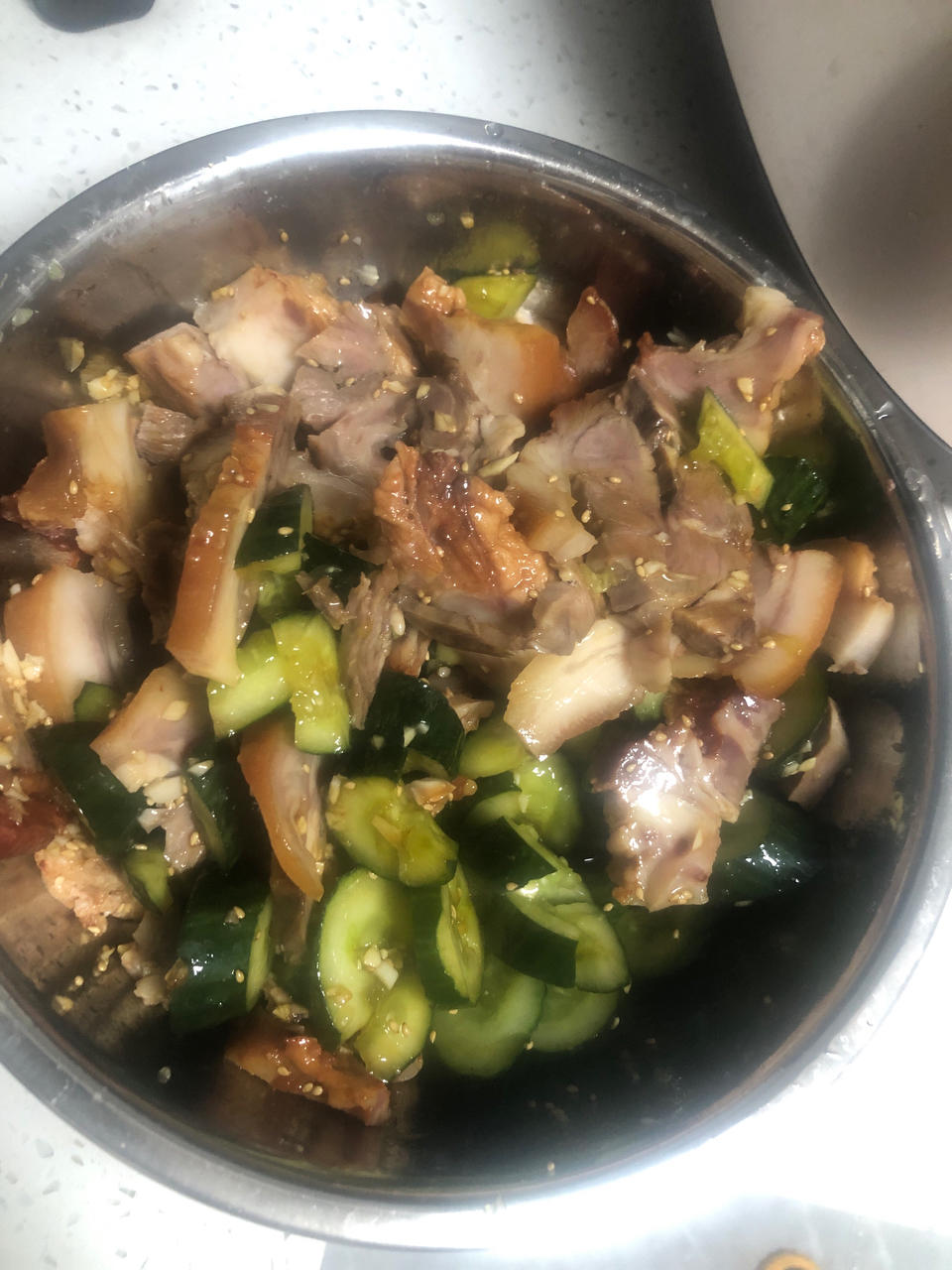 快手凉菜:黄瓜拌猪头肉