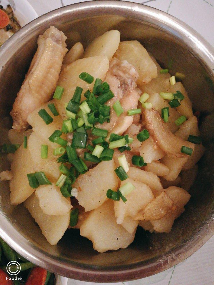土豆烧鸡翅