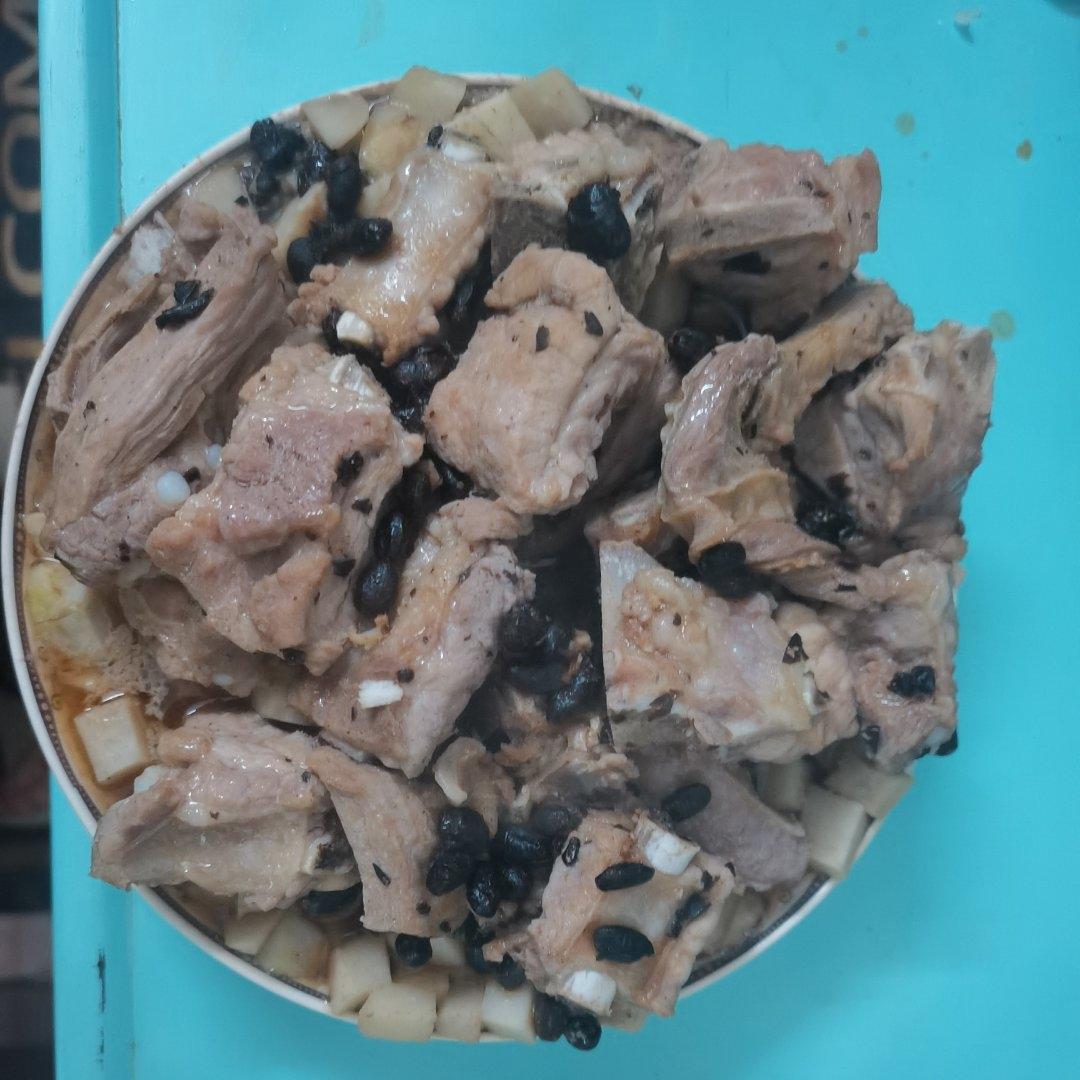 荔浦芋头蒸排骨