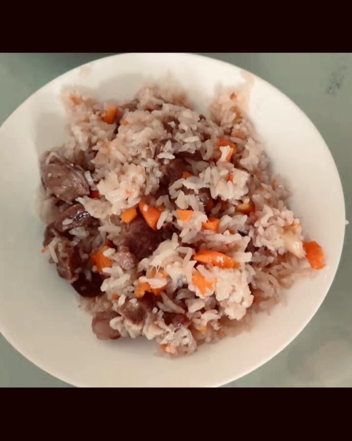 新疆羊肉抓饭