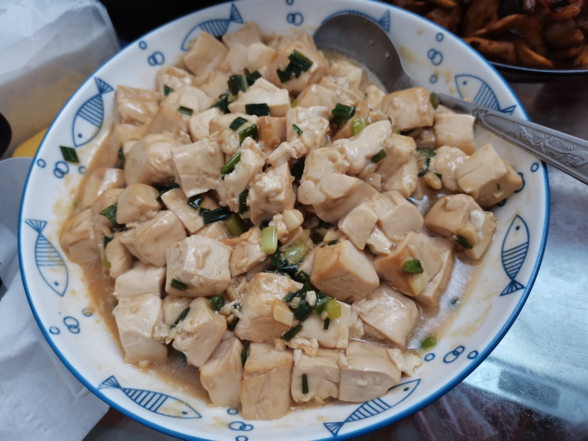 超入味的葱焖豆腐