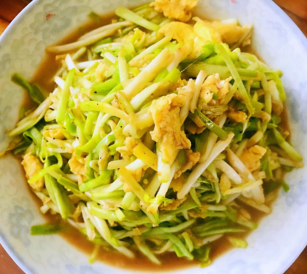 蒜黄炒鸡蛋