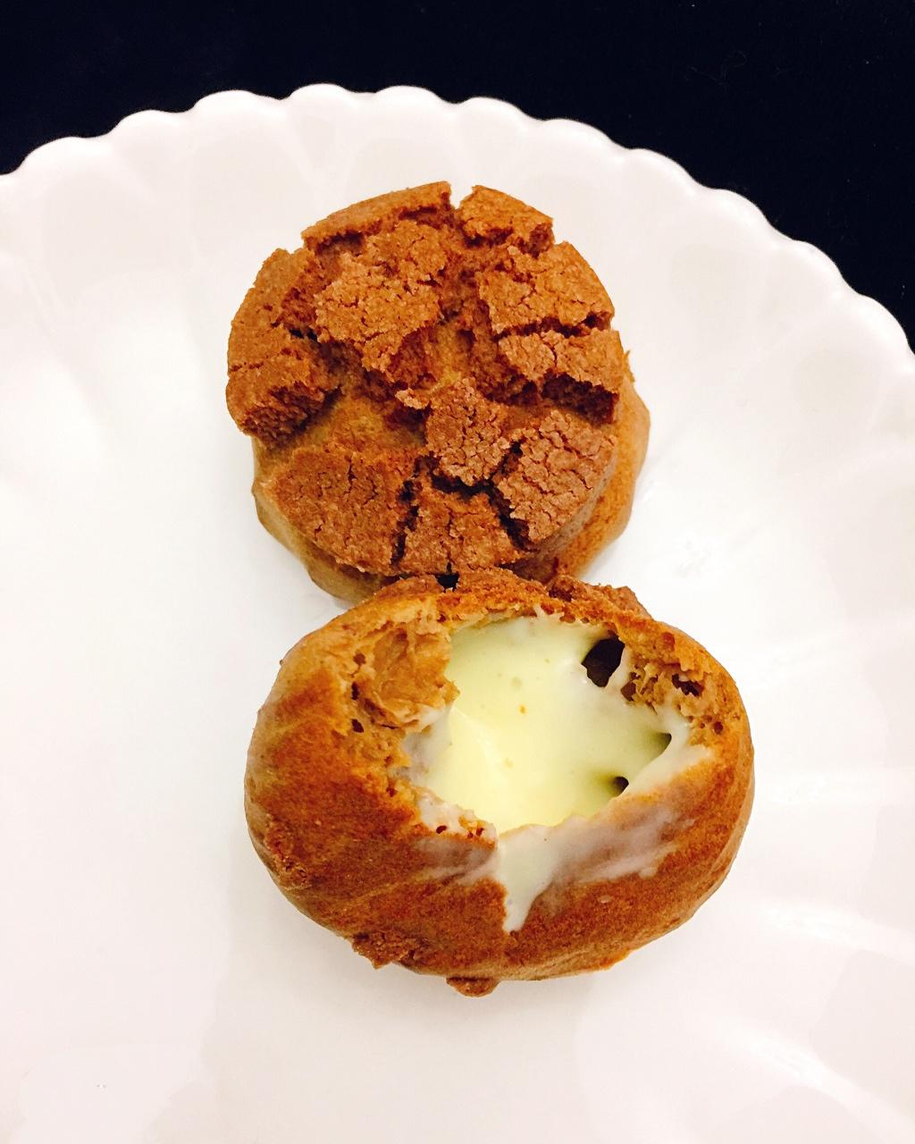 巧克力酥皮泡芙