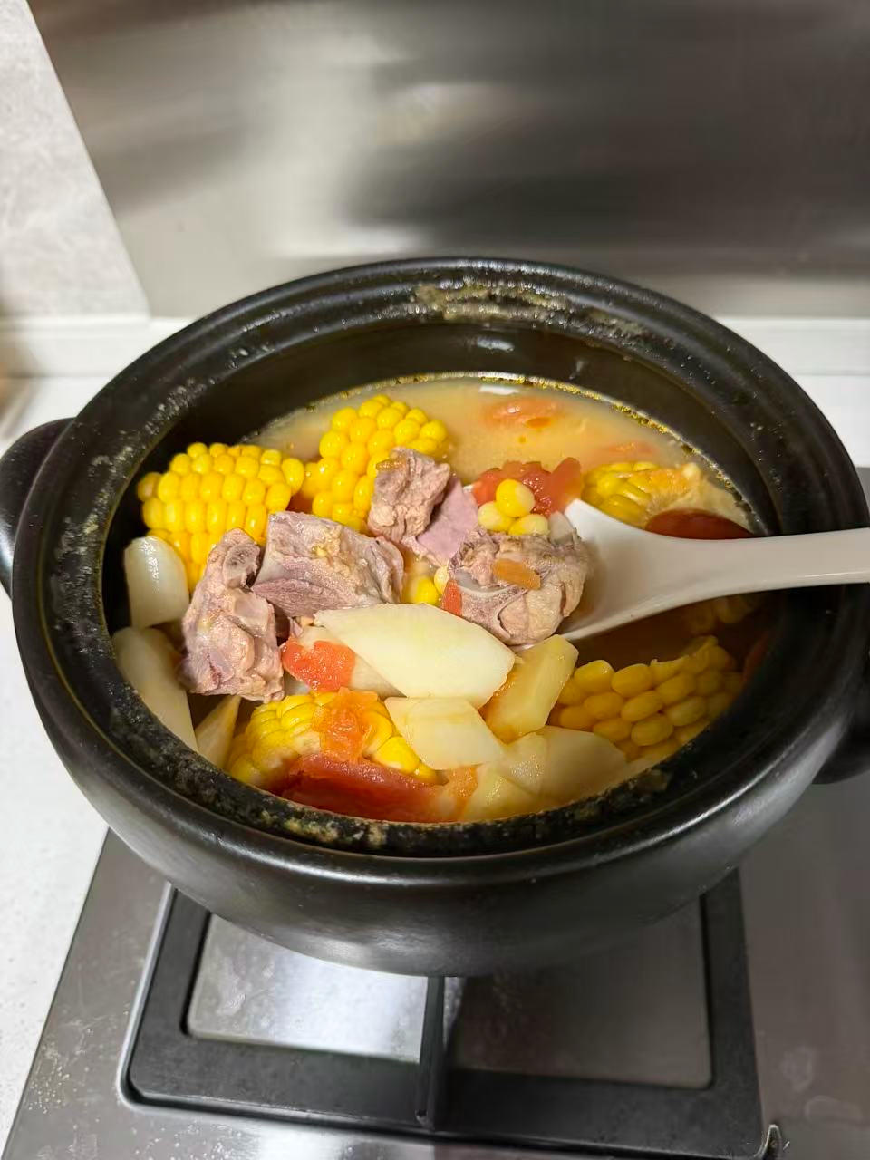 番茄玉米排骨汤