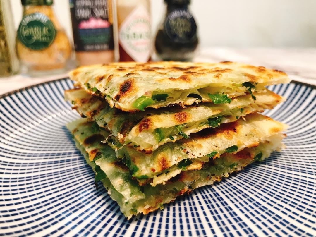 葱油饼（饺子皮版）