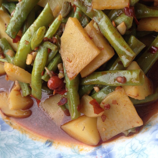土豆炖豆角
