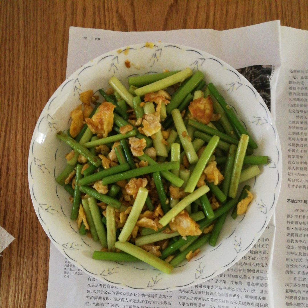 蒜薹炒鸡蛋