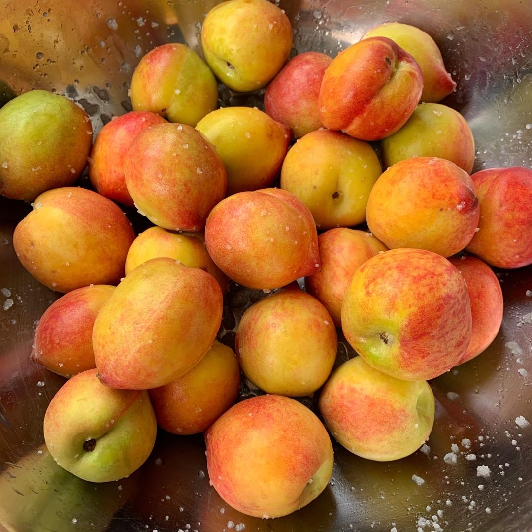 腌桃子(台湾古早味)