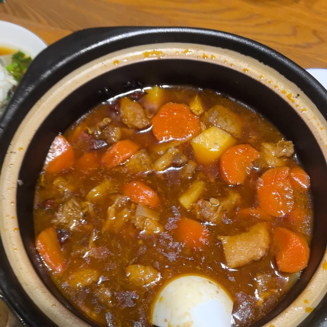 番茄土豆炖牛腩