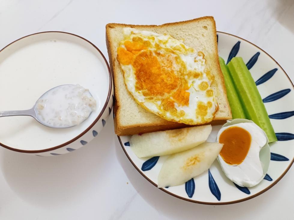 早餐•2023年12月4日