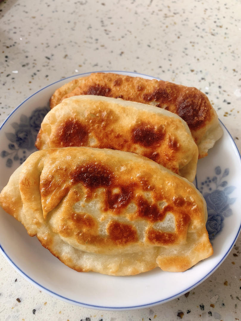 面点新手的韭菜鸡蛋盒子