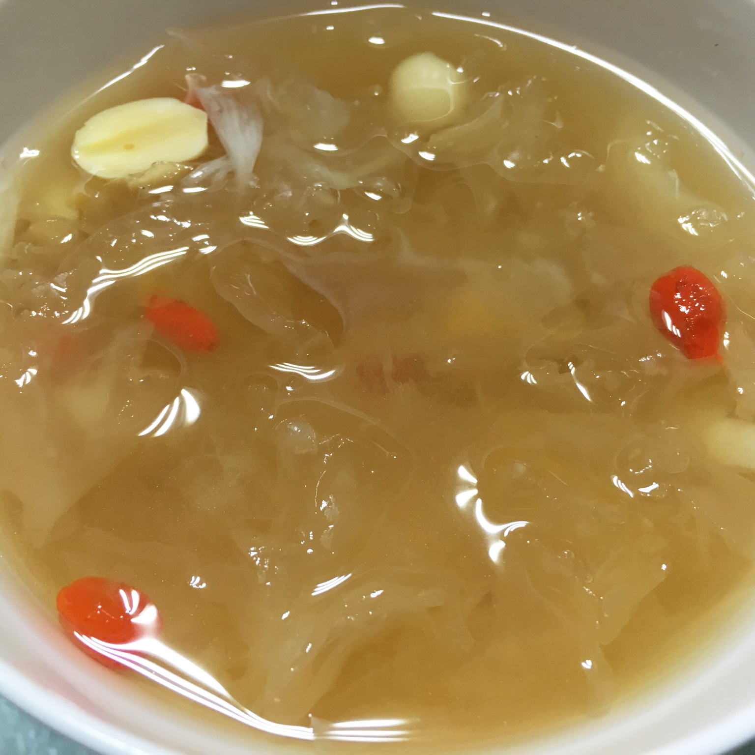 银耳百合莲子羹