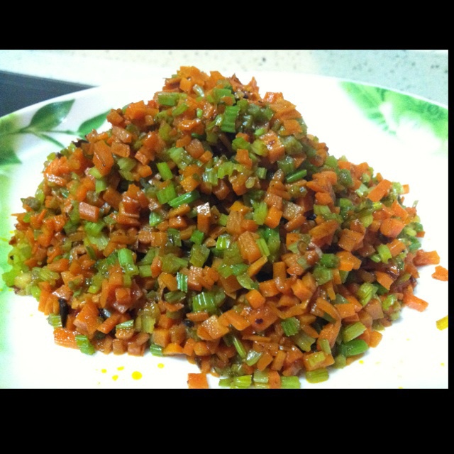 芹菜胡萝卜碎